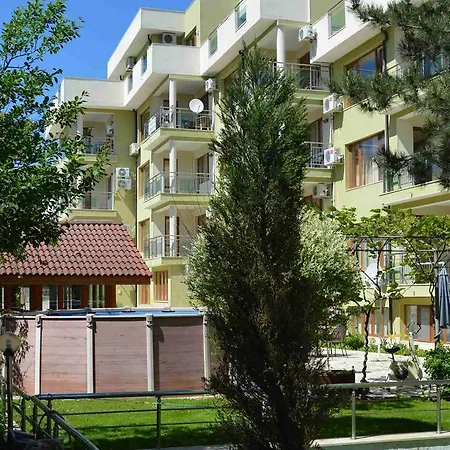 Апартамент White Lagoon Beach Каварна
